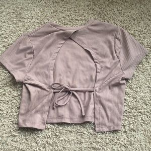 OPEN BACK (DISCOVERY) GOING OUT TOP